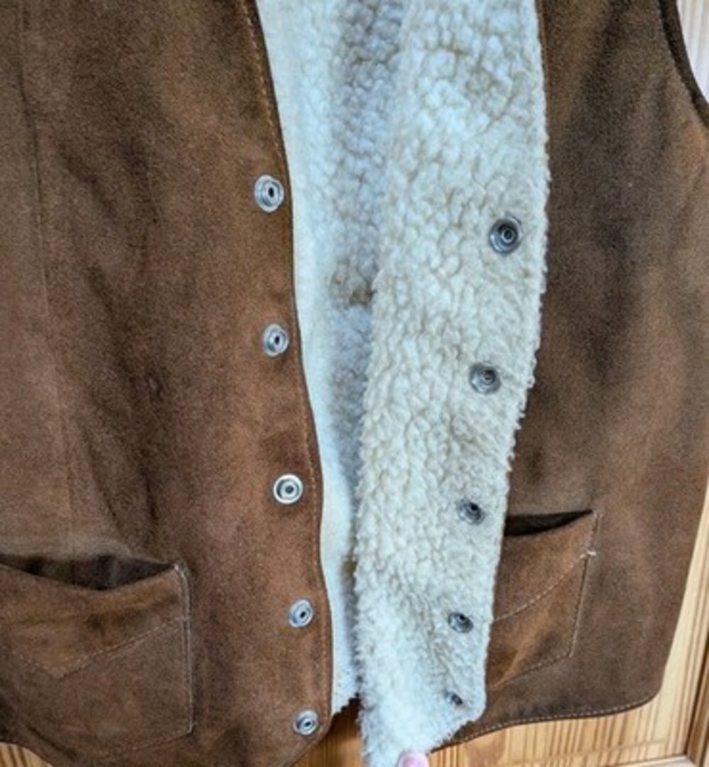 VTG Suede Leather Sherpa Vest Mens 44 SIMCO Brown Lined Snap Western FLAWED - Picture 8 of 12